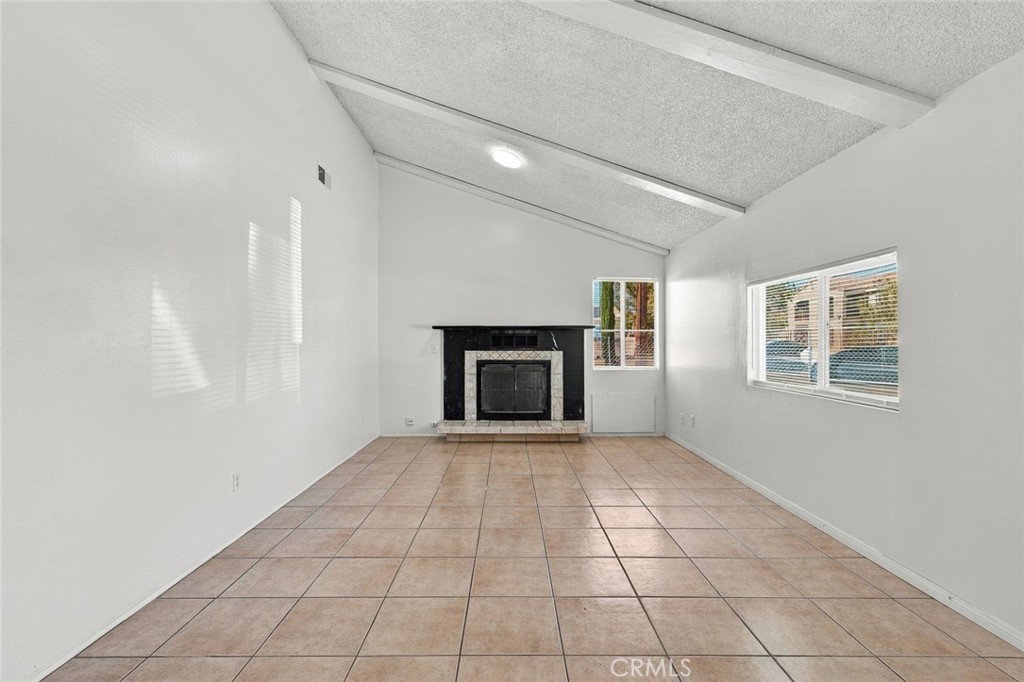1204 E Avenue Q4 Property Photo 5