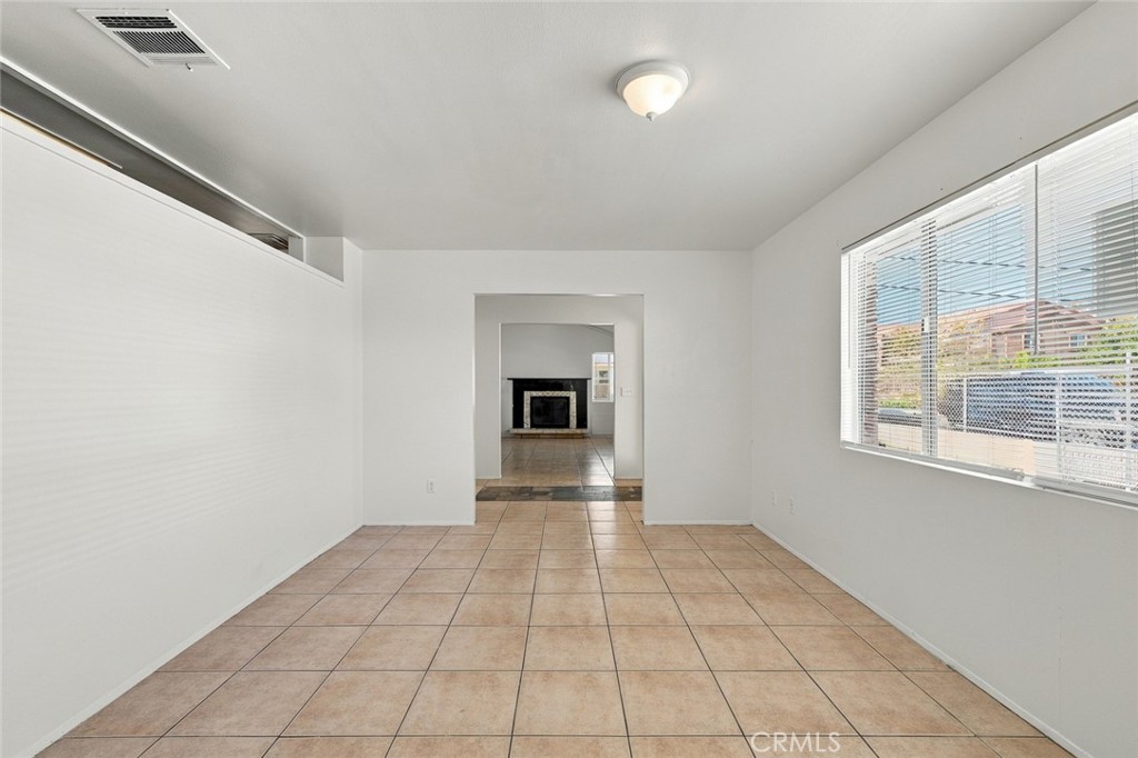 1204 E Avenue Q4 Property Photo 15