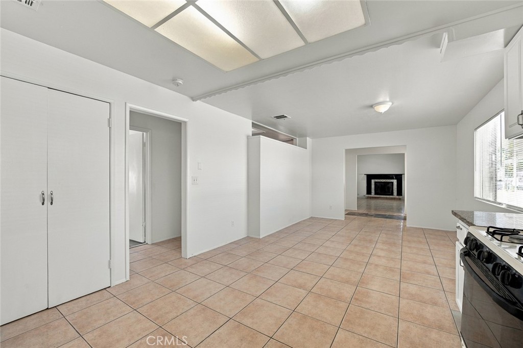 1204 E Avenue Q4 Property Photo 19