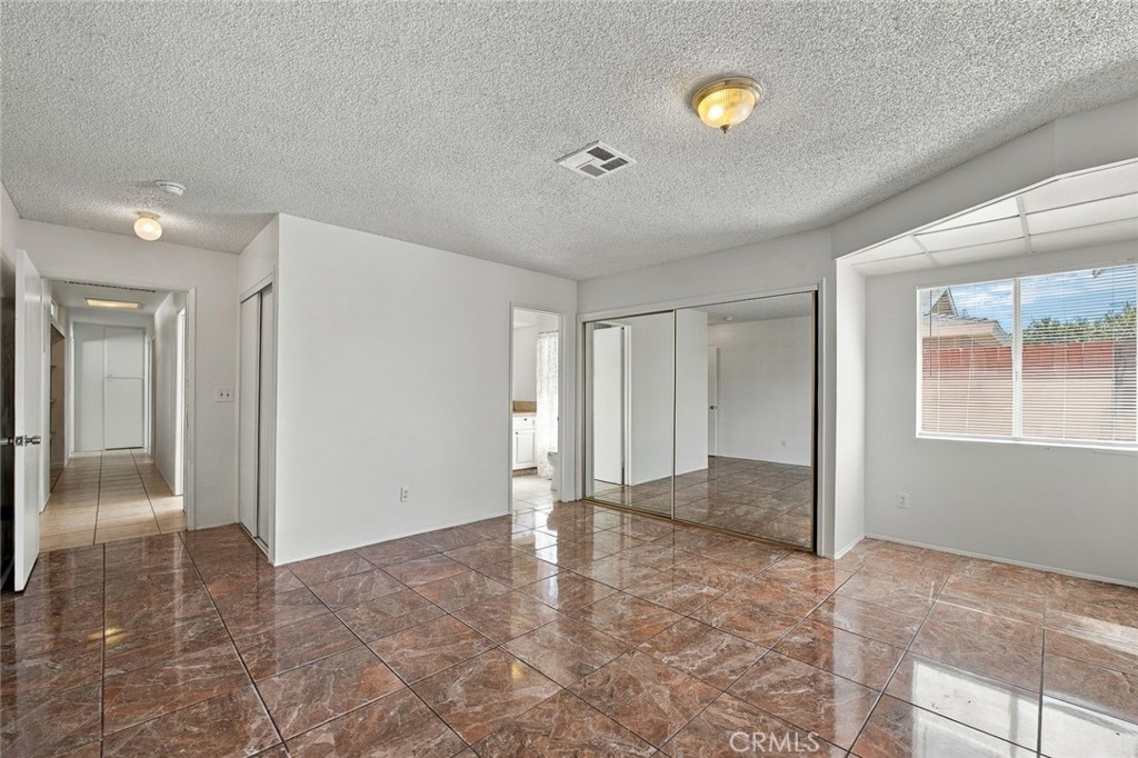 1204 E Avenue Q4 Property Photo 21