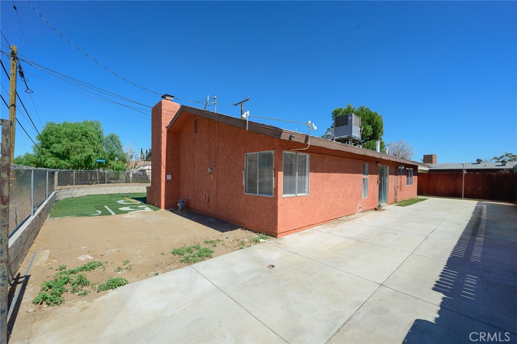 1204 E Avenue Q4 Property Photo 39