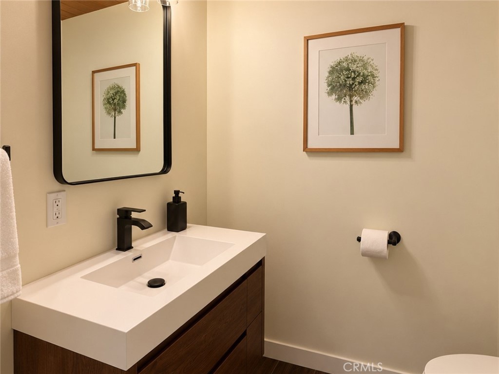 483 Castac View Property Photo 14