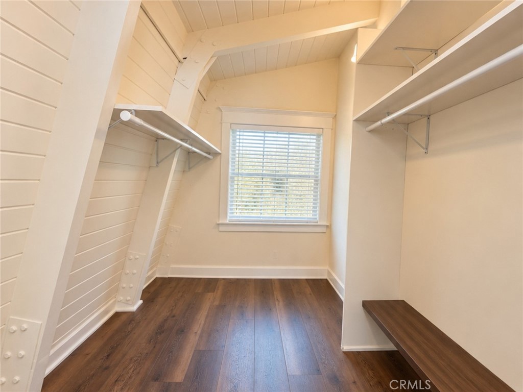 483 Castac View Property Photo 18