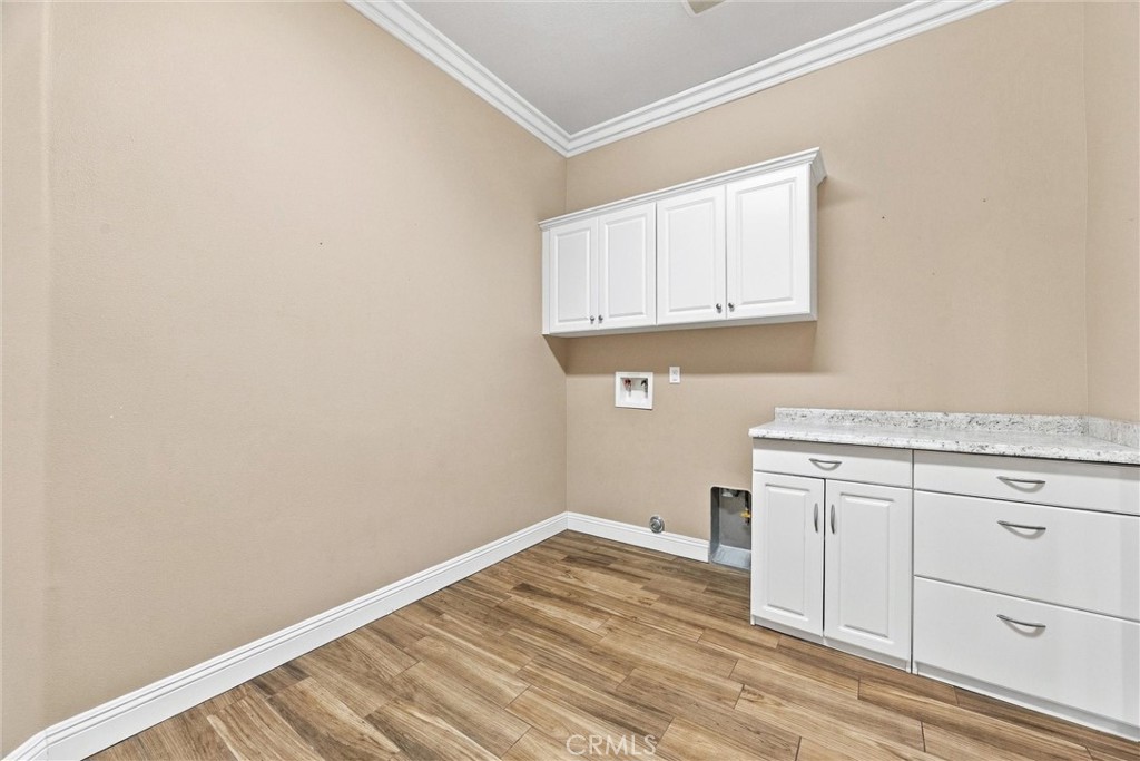6019 Dubois Place Property Photo 5