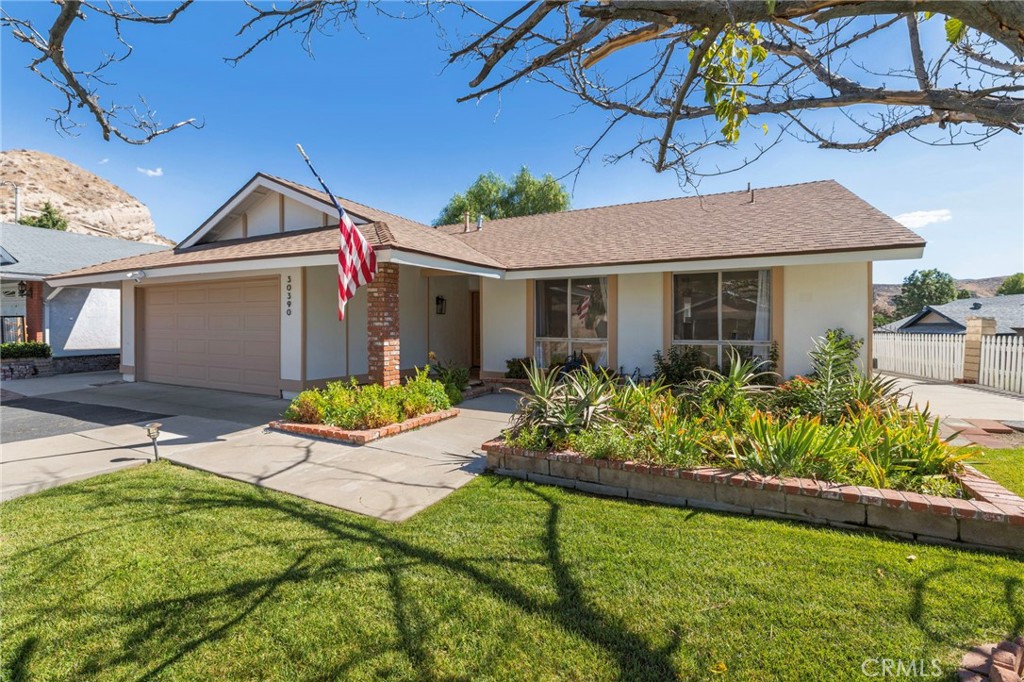 30390 Honeysuckle Hill Drive Property Photo 1