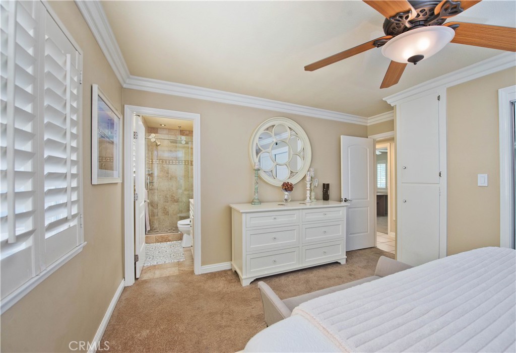 1546 Deodora Street Property Photo 10