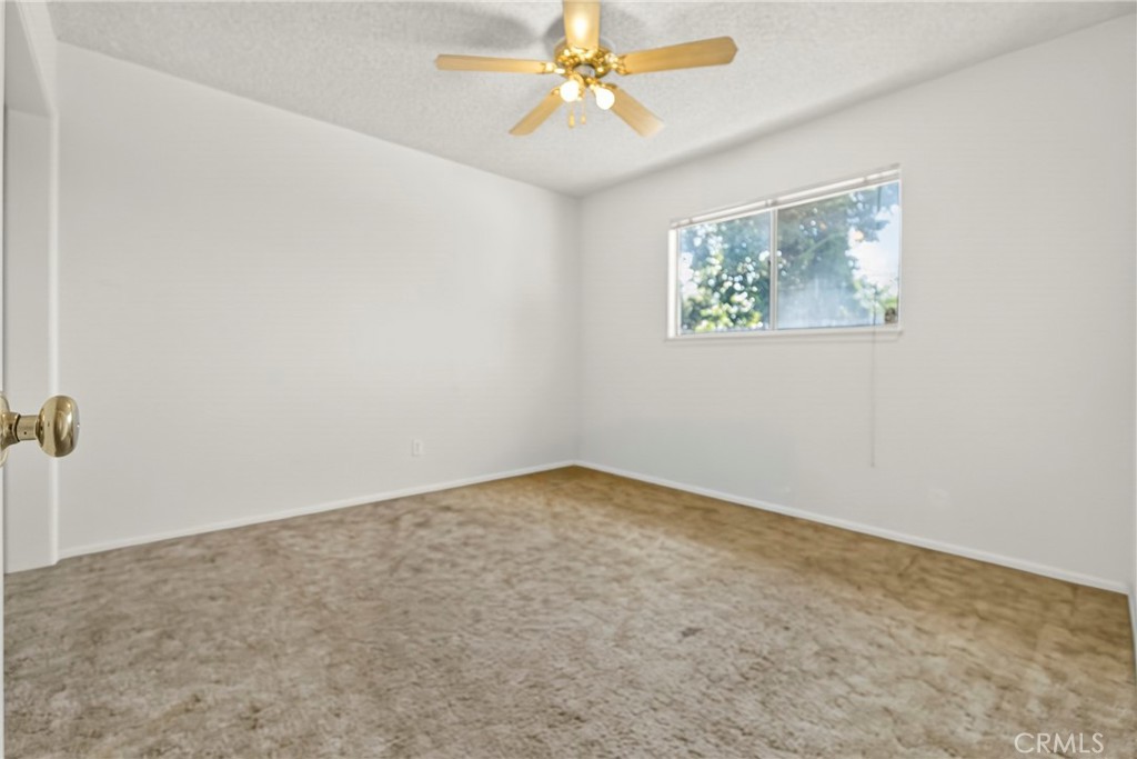 9501 Lubao Avenue Property Photo 24
