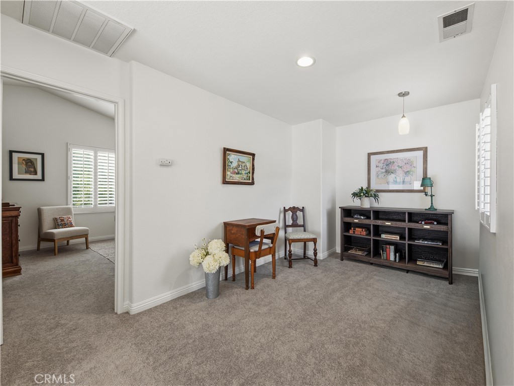 23653 Silverhawk Property Photo 12