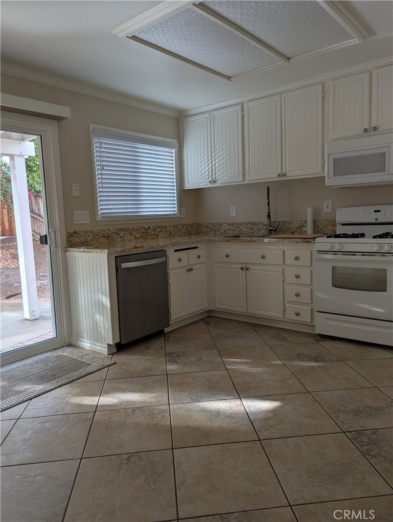 8615 Barton Property Photo 5