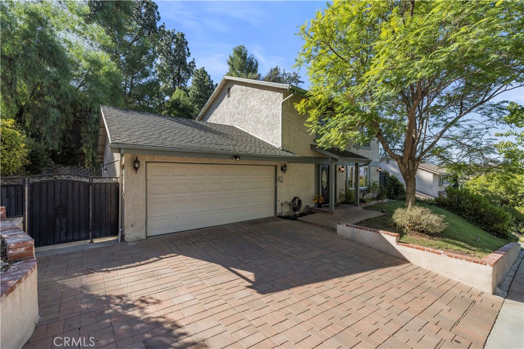 18740 Vicci Street Property Photo 1