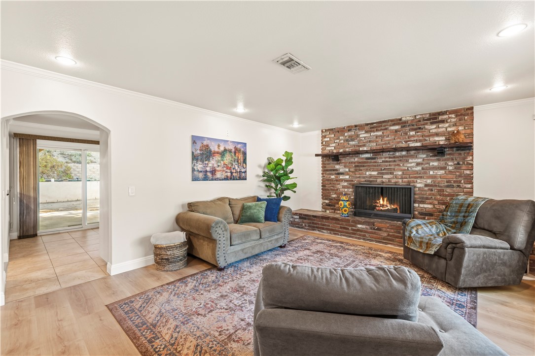 18740 Vicci Street Property Photo 4