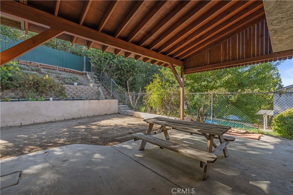 18740 Vicci Street Property Photo 29