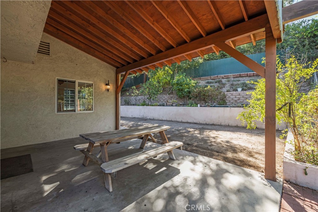 18740 Vicci Street Property Photo 30