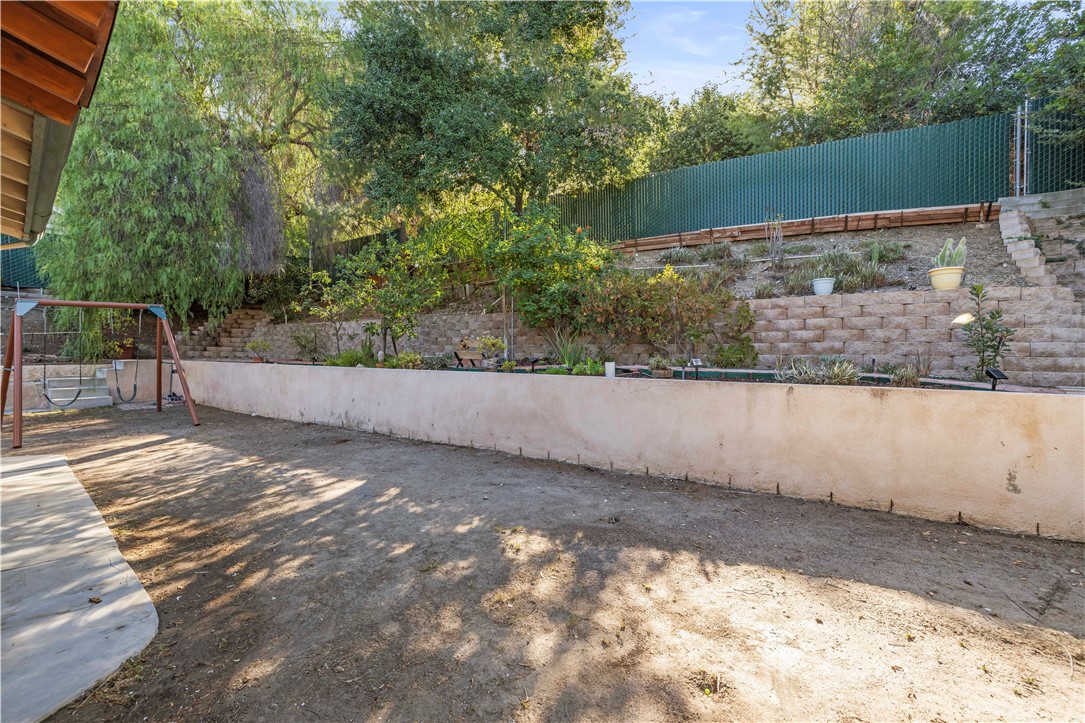 18740 Vicci Street Property Photo 31