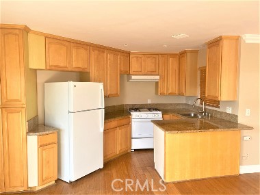 100 Cliff Drive 1 Property Photo 4