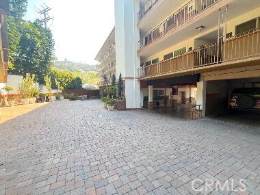 100 Cliff Drive 1 Property Photo 25