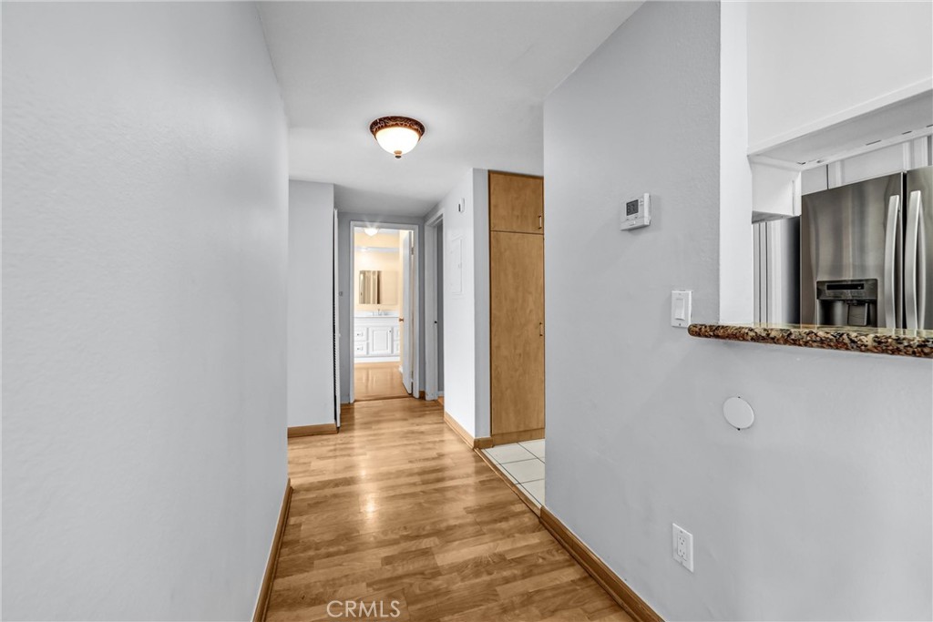 1517 E Garfield Avenue 24 Property Photo 11