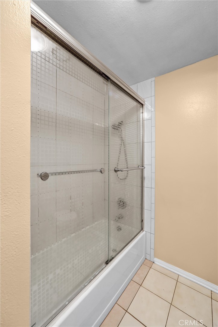 1517 E Garfield Avenue 24 Property Photo 15