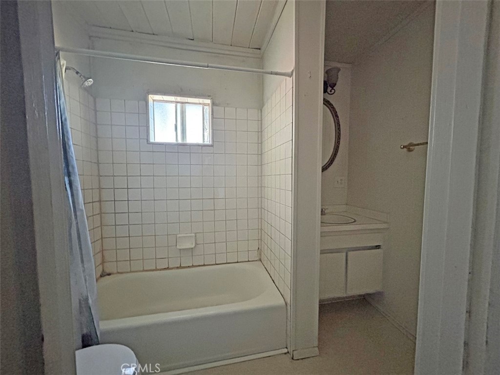 18224 Devere Court Property Photo 10