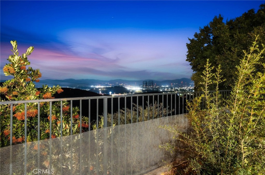 27121 Rosewood Court Property Photo 10
