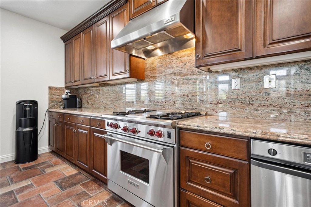 27121 Rosewood Court Property Photo 33