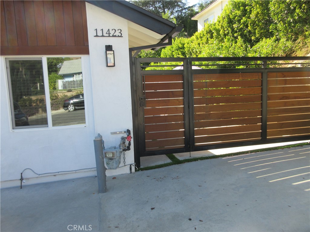11423 Amigo Avenue Property Photo 1