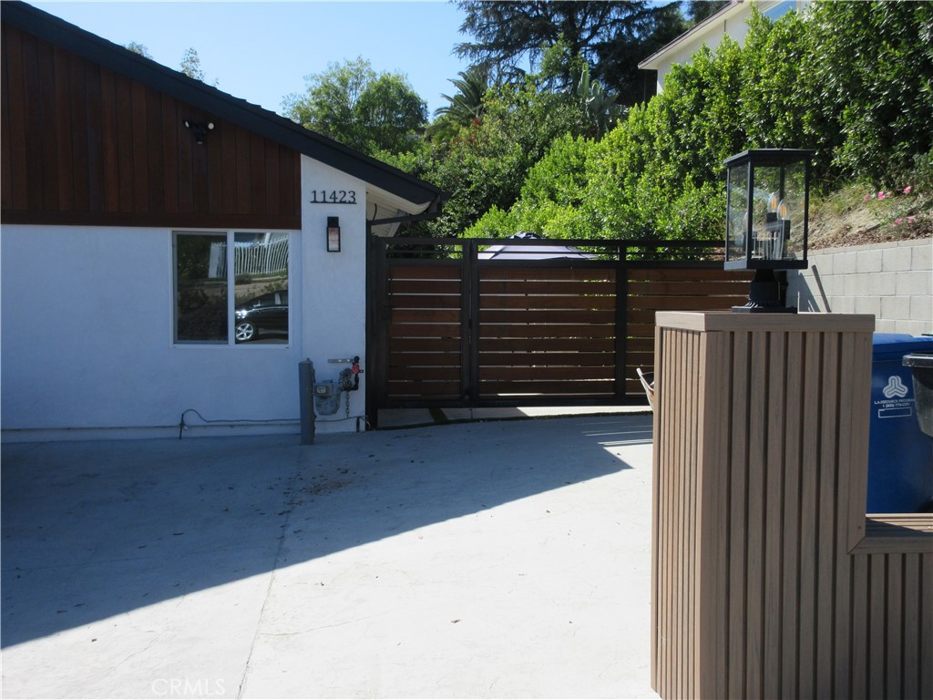 11423 Amigo Avenue Property Photo 19