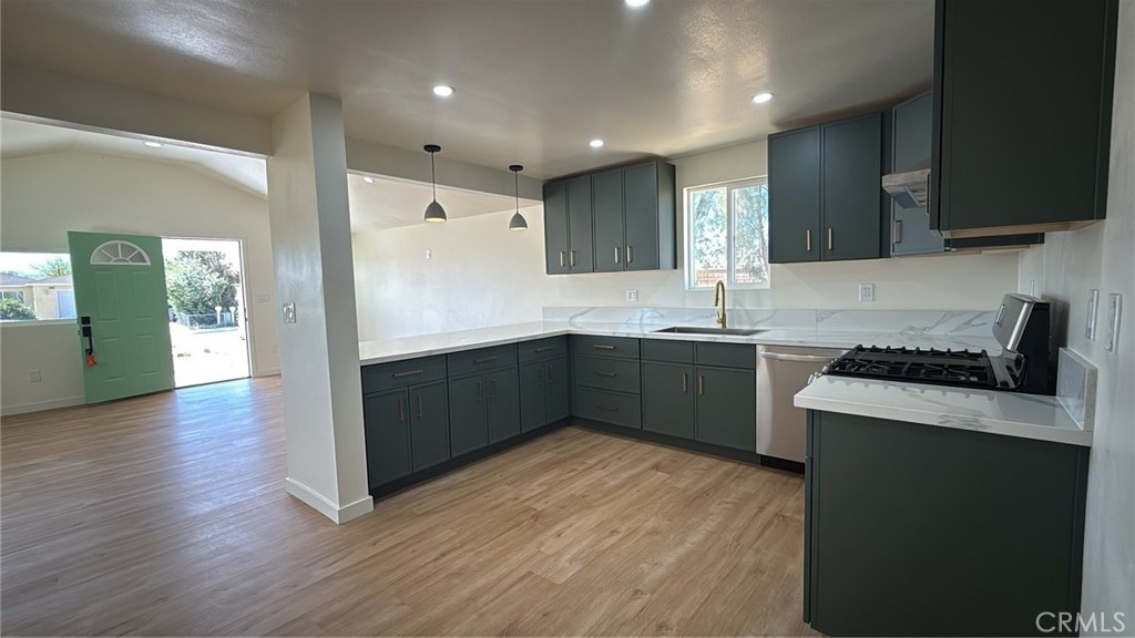 716 W Church Avenue Property Photo 4