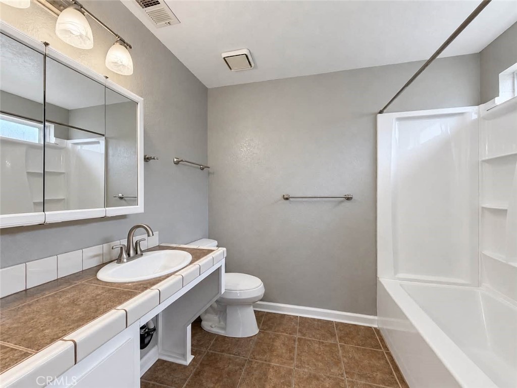 1101 Cherry Lane Property Photo 18