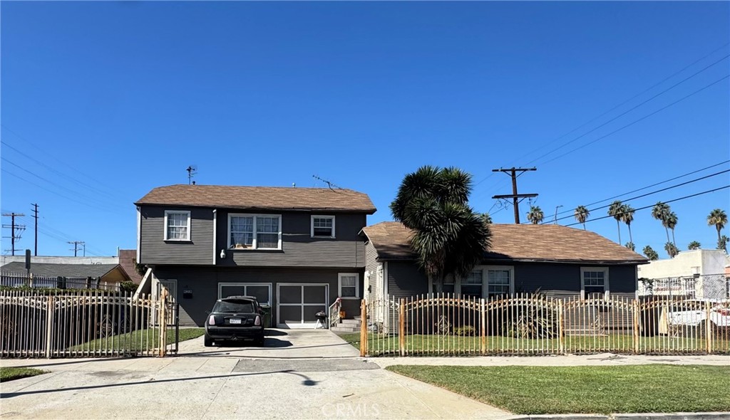 5747 S Gramercy Place Property Photo 1