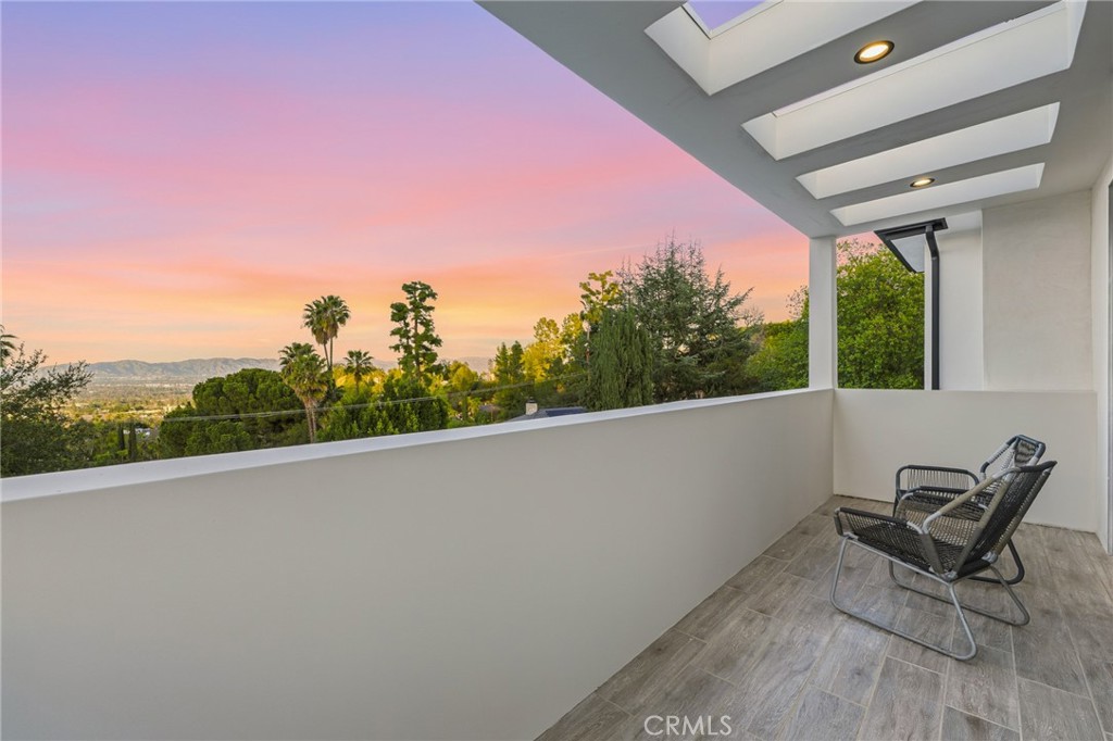 4331 Alonzo Property Photo 60