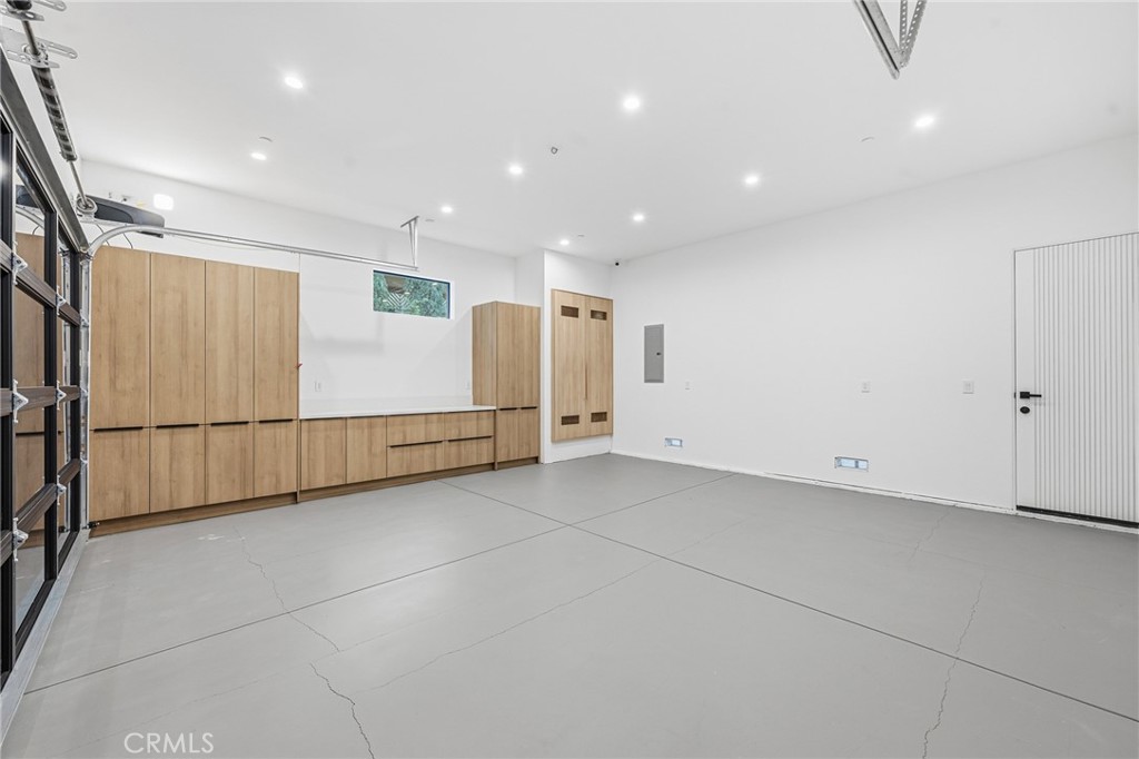 4331 Alonzo Property Photo 66