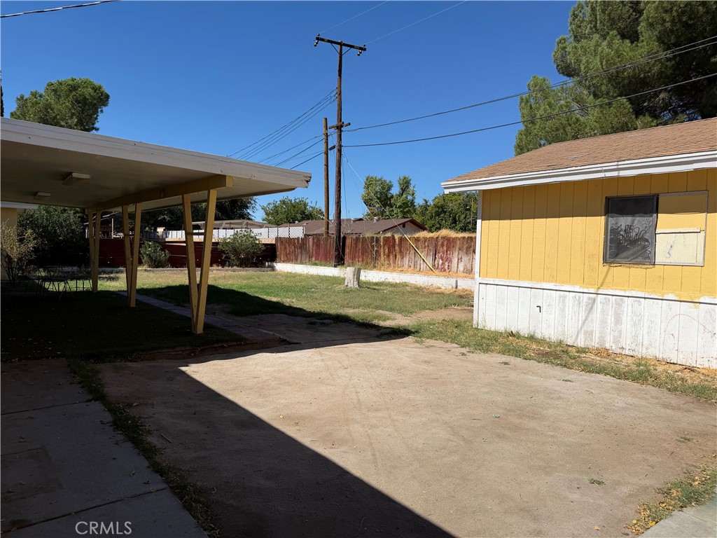 1305 Avenue J3 E Property Photo 26