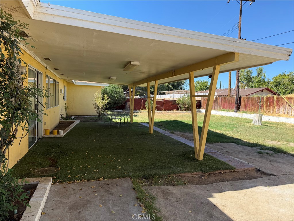 1305 Avenue J3 E Property Photo 27
