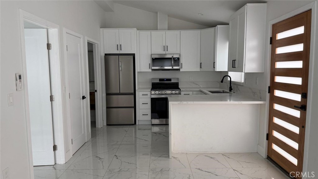 23341 Hartland Property Photo 3