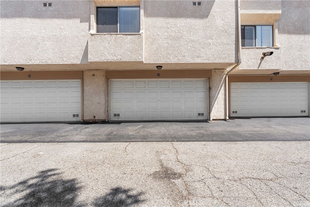 7137 Shoup Ave 39 Property Photo 41