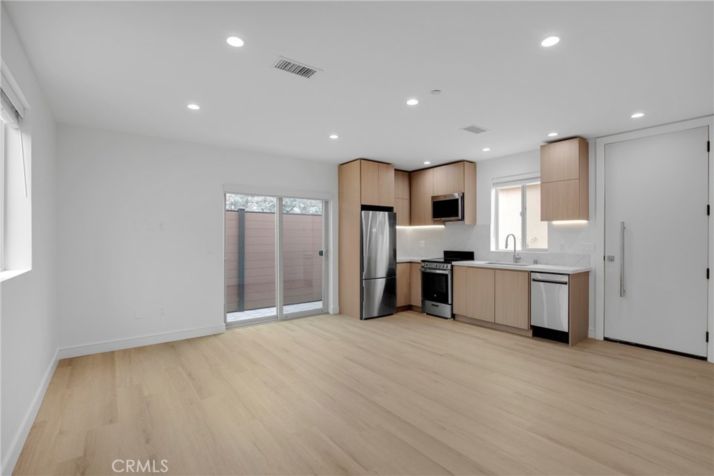 5224 Strohm Avenue Property Photo 3