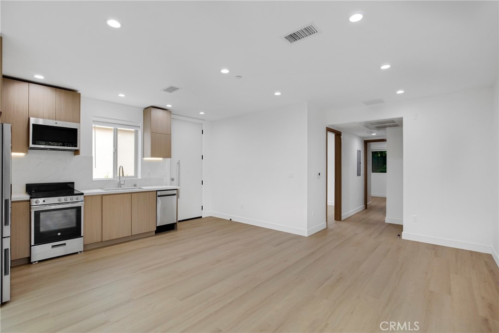 5224 Strohm Avenue Property Photo 7