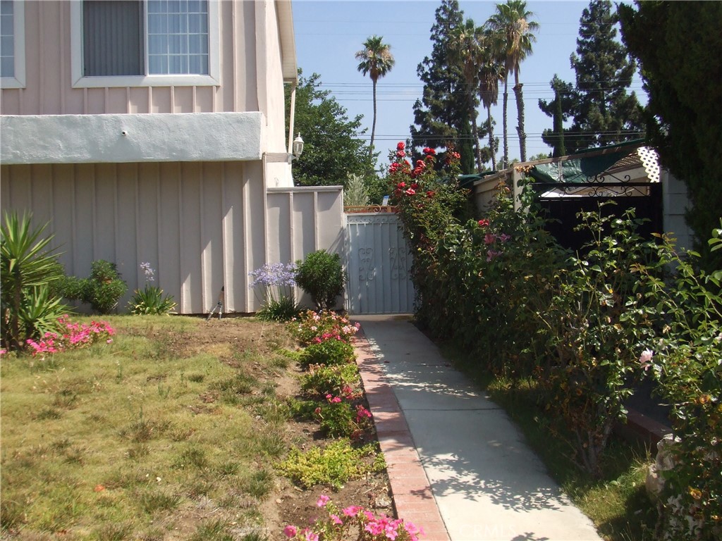 17537 17537 Tuba St. Property Photo 2