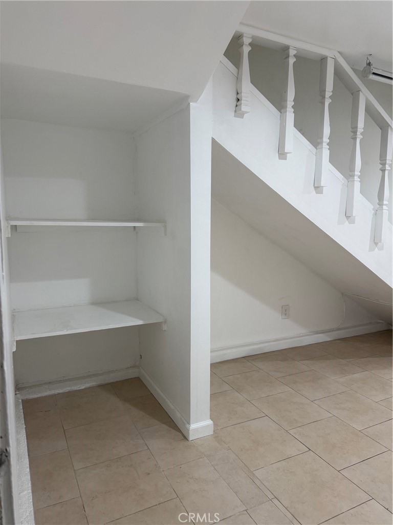 17537 17537 Tuba St. Property Photo 5