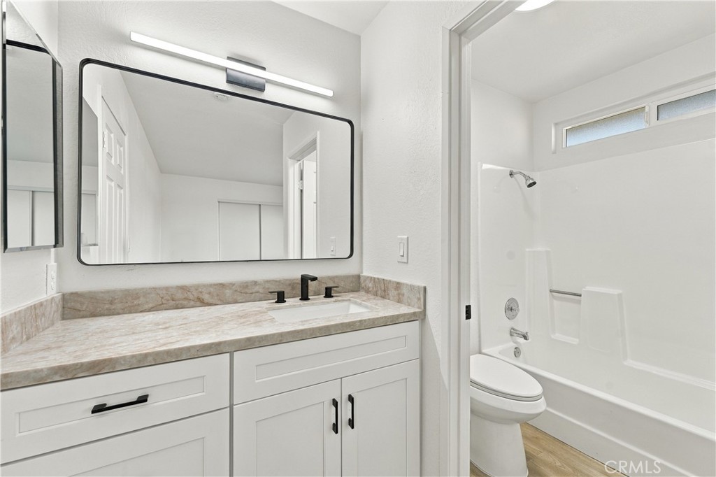 9523 E Avenue Q12 Property Photo 17