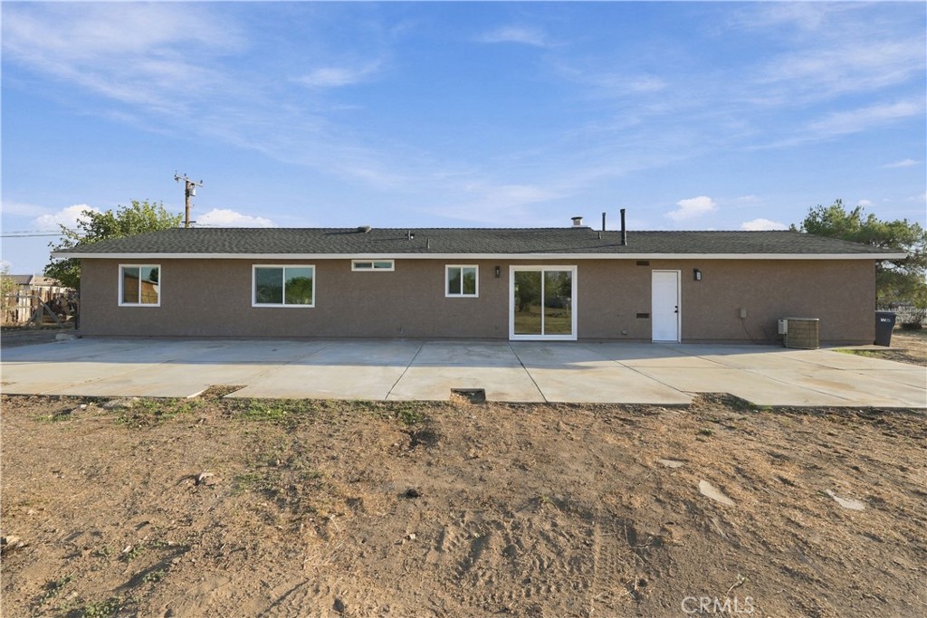 9523 E Avenue Q12 Property Photo 26