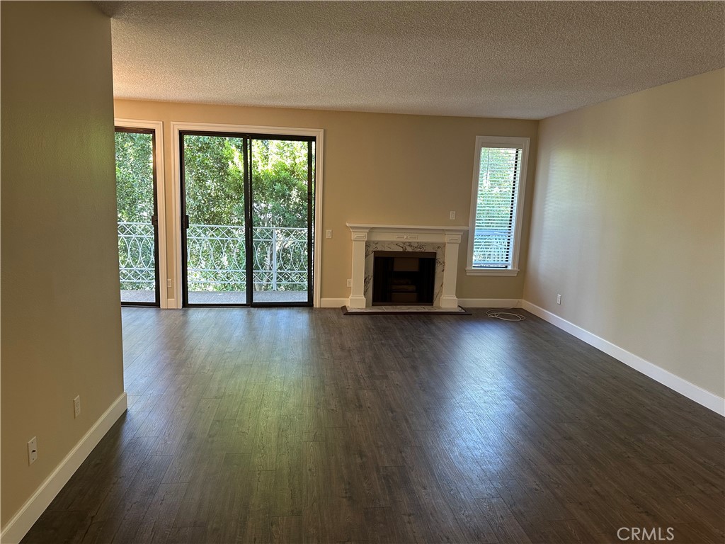 19029 Nordhoff Property Photo 6