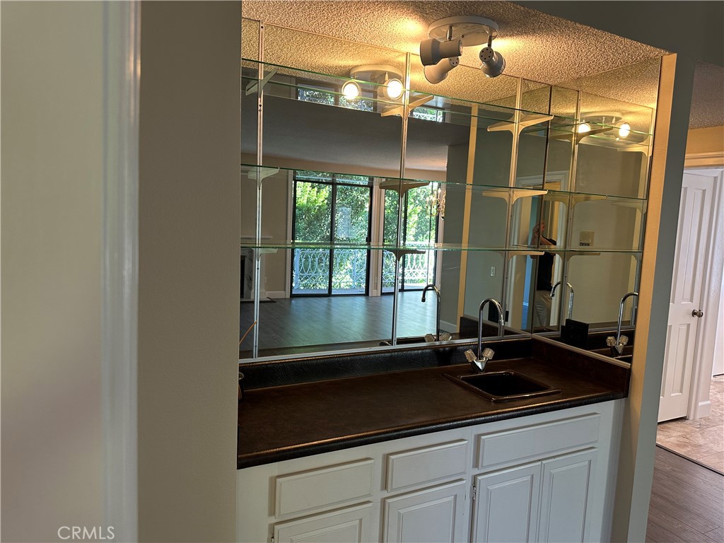 19029 Nordhoff Property Photo 8