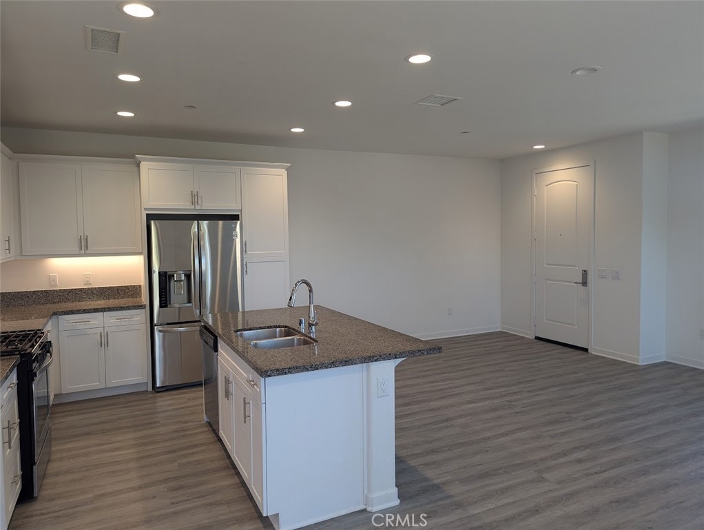 28740 Jardineras Drive Property Photo 9