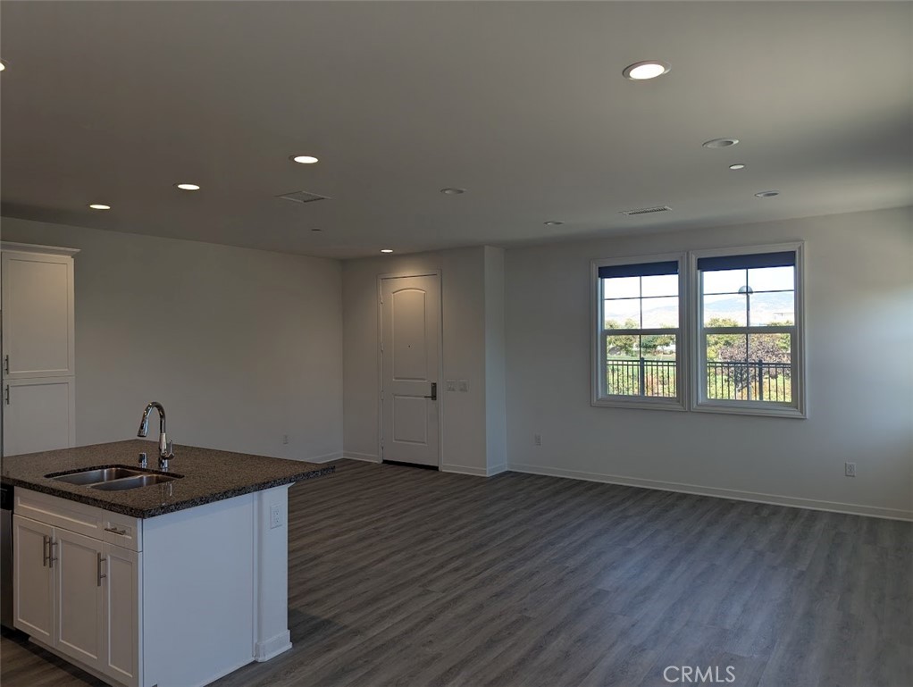 28740 Jardineras Drive Property Photo 10