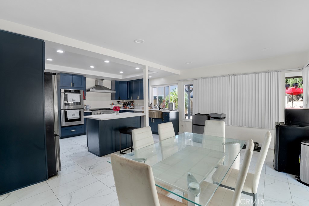 2491 Castlemont Court N Property Photo 12