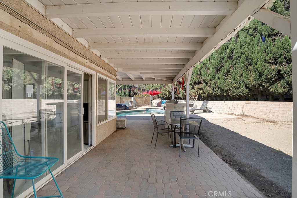 2491 Castlemont Court N Property Photo 23