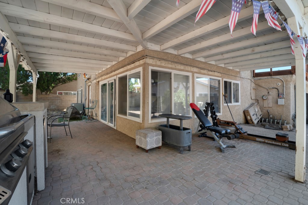 2491 Castlemont Court N Property Photo 24