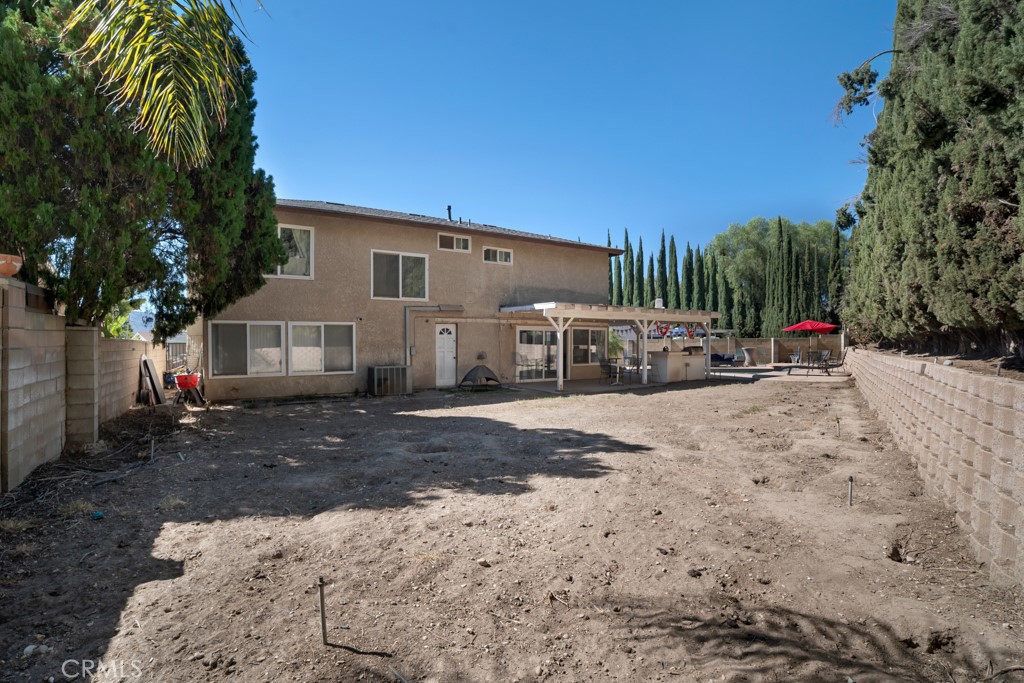 2491 Castlemont Court N Property Photo 25
